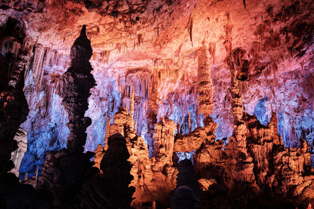 Un mariage insolite à la grotte de la Salamandre