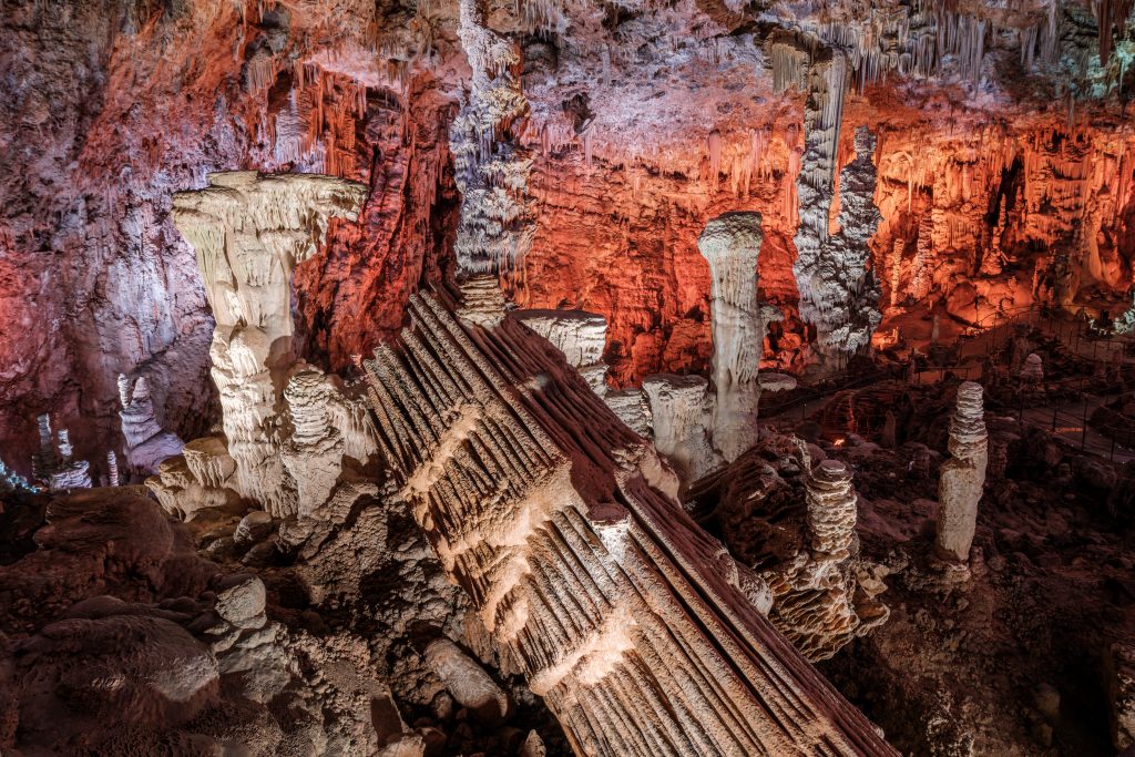 Mariage insolite à la Grotte de la salamandre