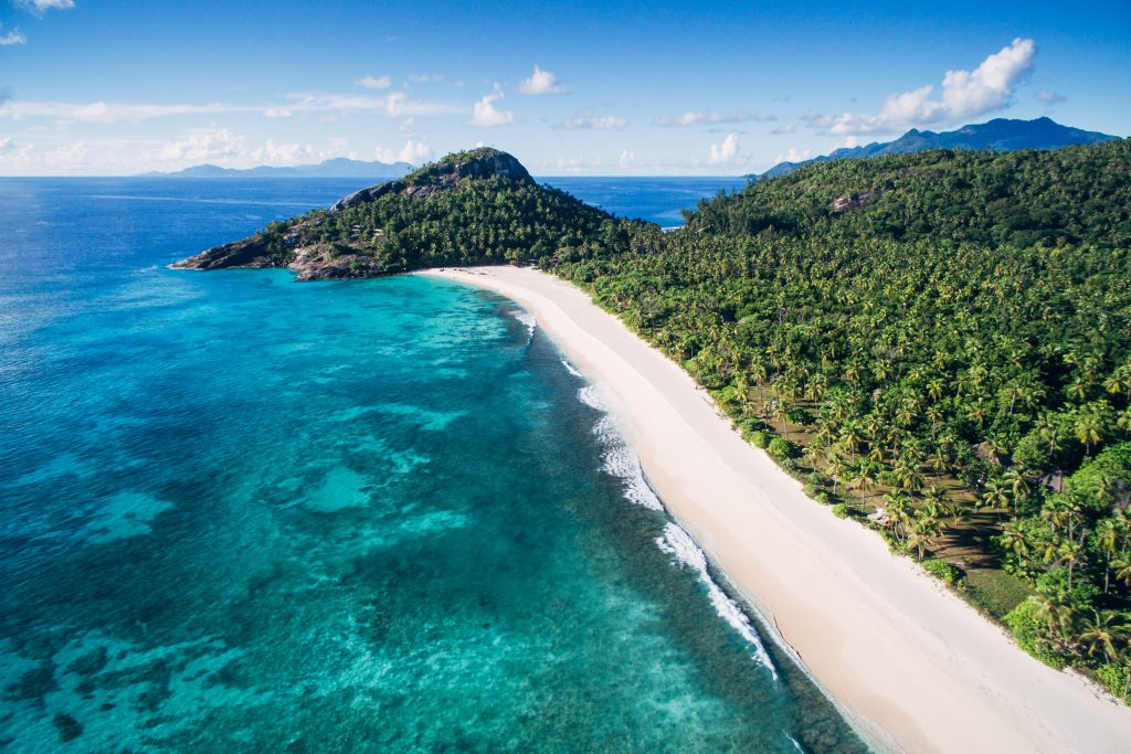 Se-marier-à-North-Island-Seychelles-avec-Luxury-Events-Agency, Mariage-de-luxe-sur-une-île-privée-aux-Seychelles, exclusif-confidentiel-et-totalement-sur-mesure-mariage-North-Island-Seychelles