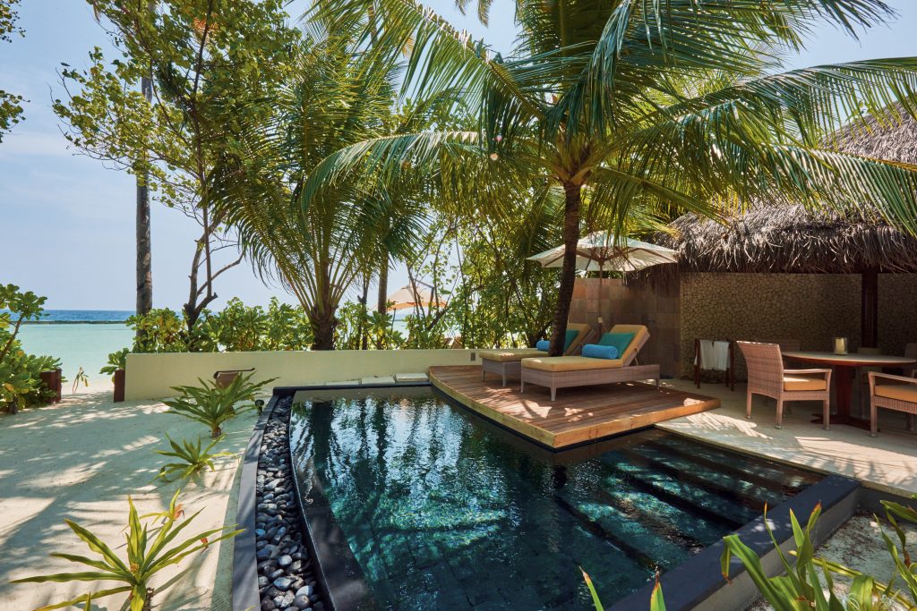 Se-marier-à-Constance-Halaveli-aux-Maldives-orchestré-par-Luxury-Events-Agency-Wedding-planner-Maldives-Wedding-planner-de-luxe-Maldives-Luxury-events-agency-Maldives