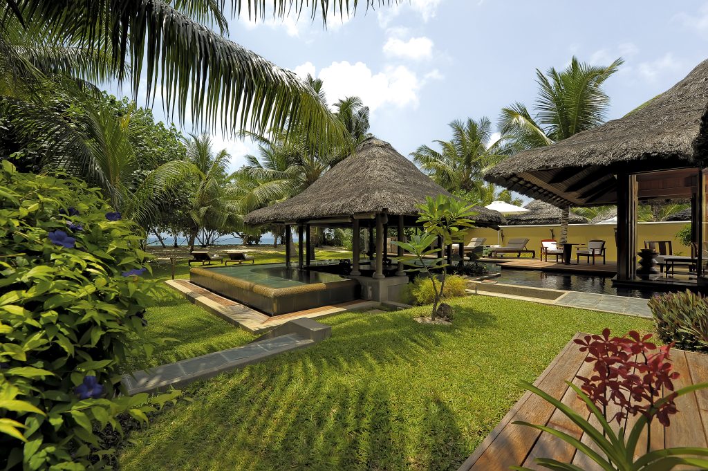 Se-marier-au-Constance-Lemuria: mariage-de-luxe-aux-Seychelles-dans-un décor-naturel-d’exception-orchestré-par-Luxury-Events-Agency, wedding-planner-de-luxe-seychelles