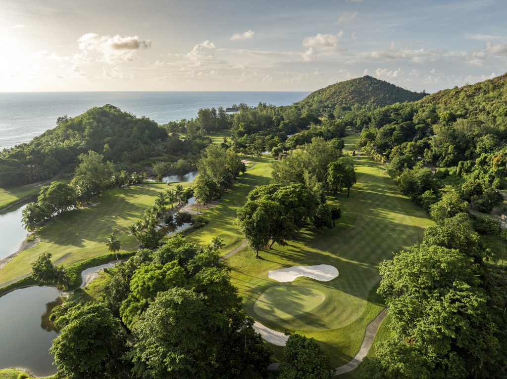 Se-marier-au-Constance-Lemuria: mariage-de-luxe-aux-Seychelles-dans-un décor-naturel-d’exception-orchestré-par-Luxury-Events-Agency, wedding-planner-de-luxe-seychelles